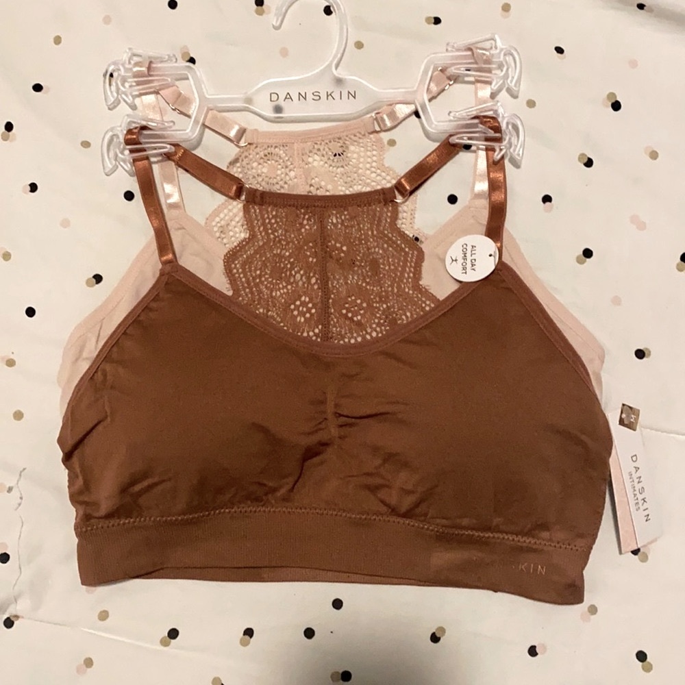 NWT Danskin Seamless Bras